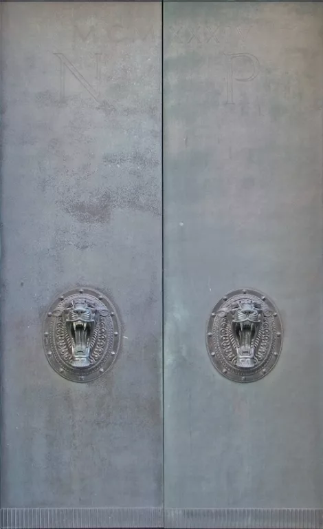 Doors Imperial main texture preview