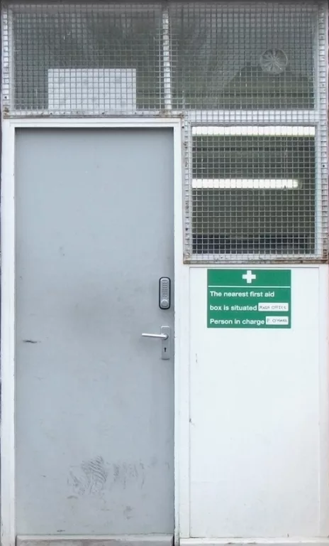 Door Medical Notice main texture preview