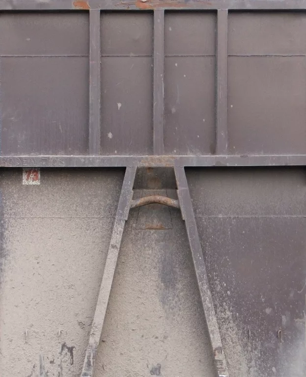 Dumper End Brown2 main texture preview